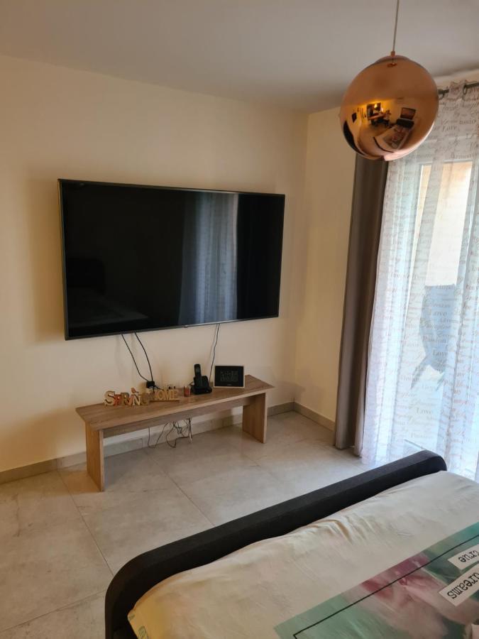 Studio Apartment Doris โปเรช ภายนอก รูปภาพ
